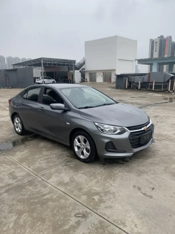 Chevrolet Onix 325T