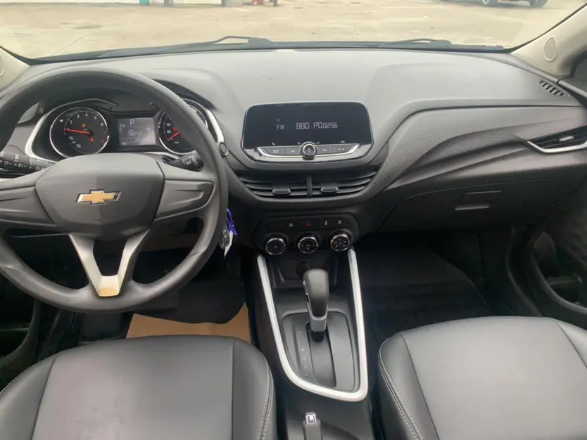 Chevrolet Onix 325T