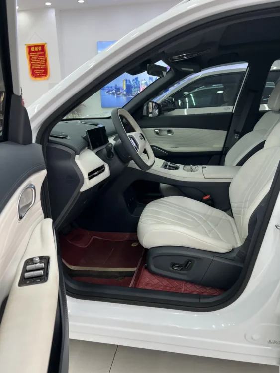 Geely Galaxy Starship 7 EM-i 120KM Pilot Edition
