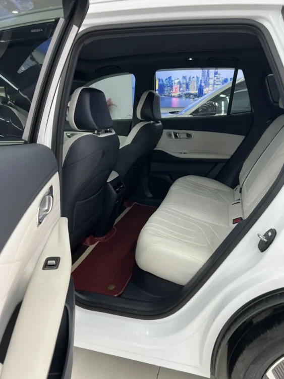 Geely Galaxy Starship 7 EM-i 120KM Pilot Edition