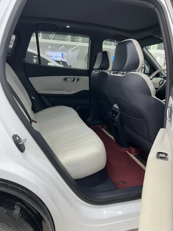 Geely Galaxy Starship 7 EM-i 120KM Pilot Edition
