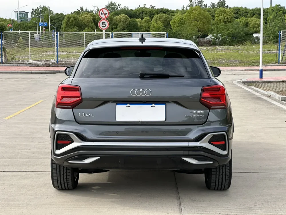 Audi Q2L 35 TFSI Fashion Dynamic Edition