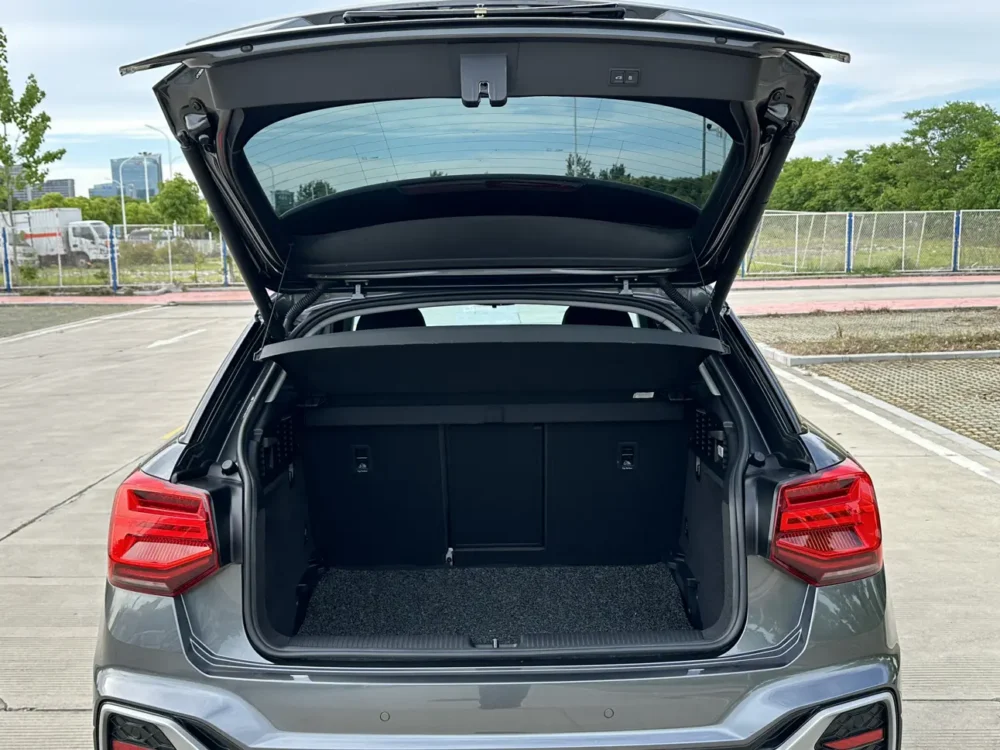 Audi Q2L 35 TFSI Fashion Dynamic Edition