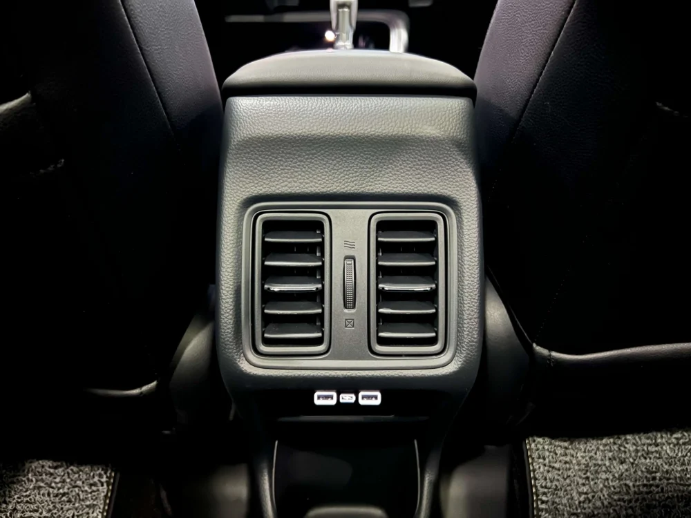 Honda Vezel 1.5L CVT
