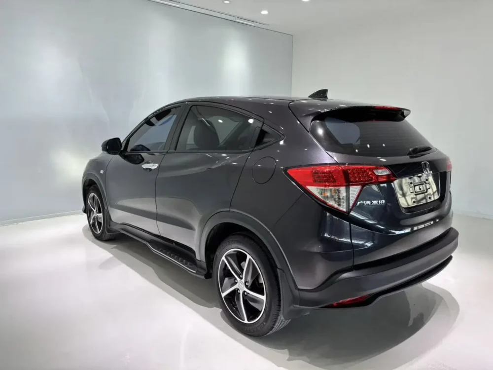 Honda Vezel 1.5L CVT Phantom Night Pioneer Edition