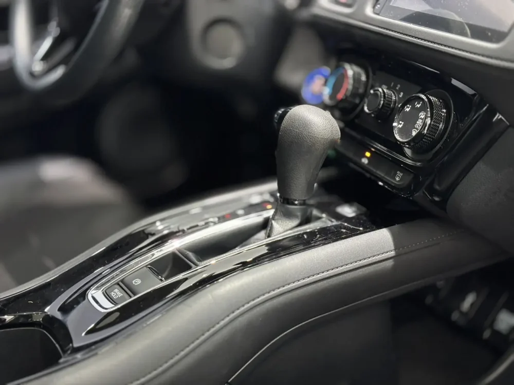 Honda Vezel 1.5L CVT Phantom Night Pioneer Edition