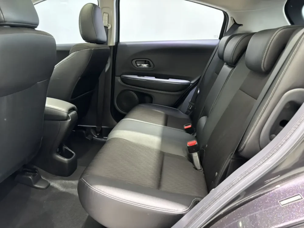Honda Vezel 1.5L CVT Phantom Night Pioneer Edition