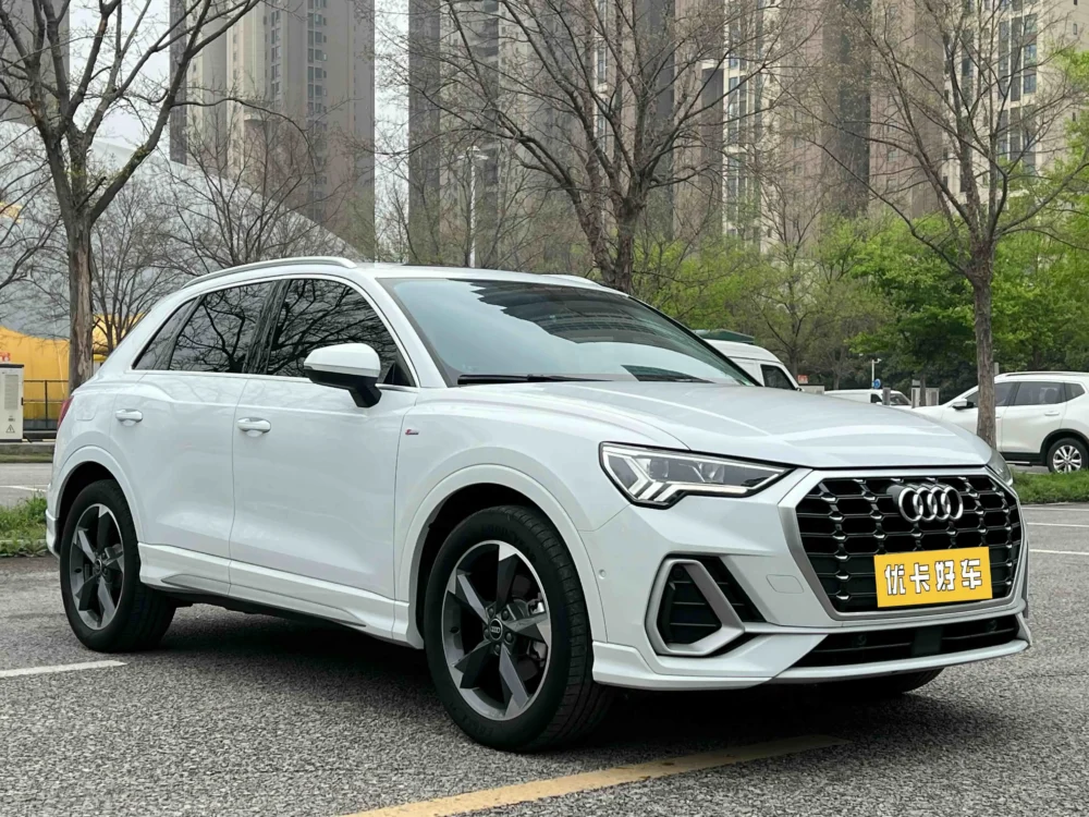 Audi Q3 35 TFSI Fashionable and Elegant