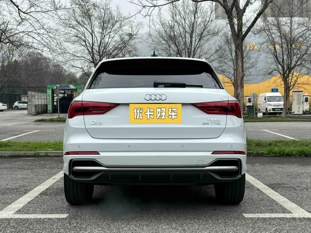 Audi Q3 35 TFSI Fashionable and Elegant