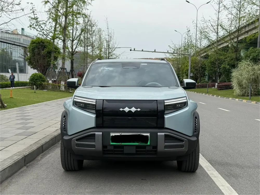 BYD Leopard Titanium 3 501KM 4WD Intelligent Driving Max Edition