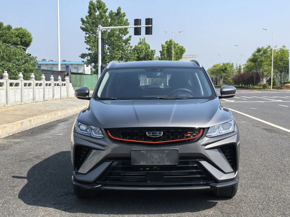Geely Coolray SX11 240T DCT Platinum Edition