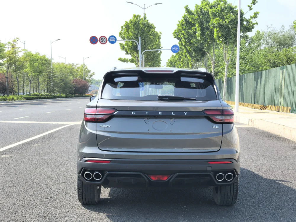 Geely Coolray SX11 240T DCT Platinum Edition