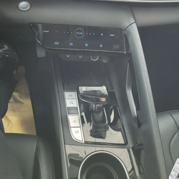 Hyundai Elantra 1.5L CVT Premium