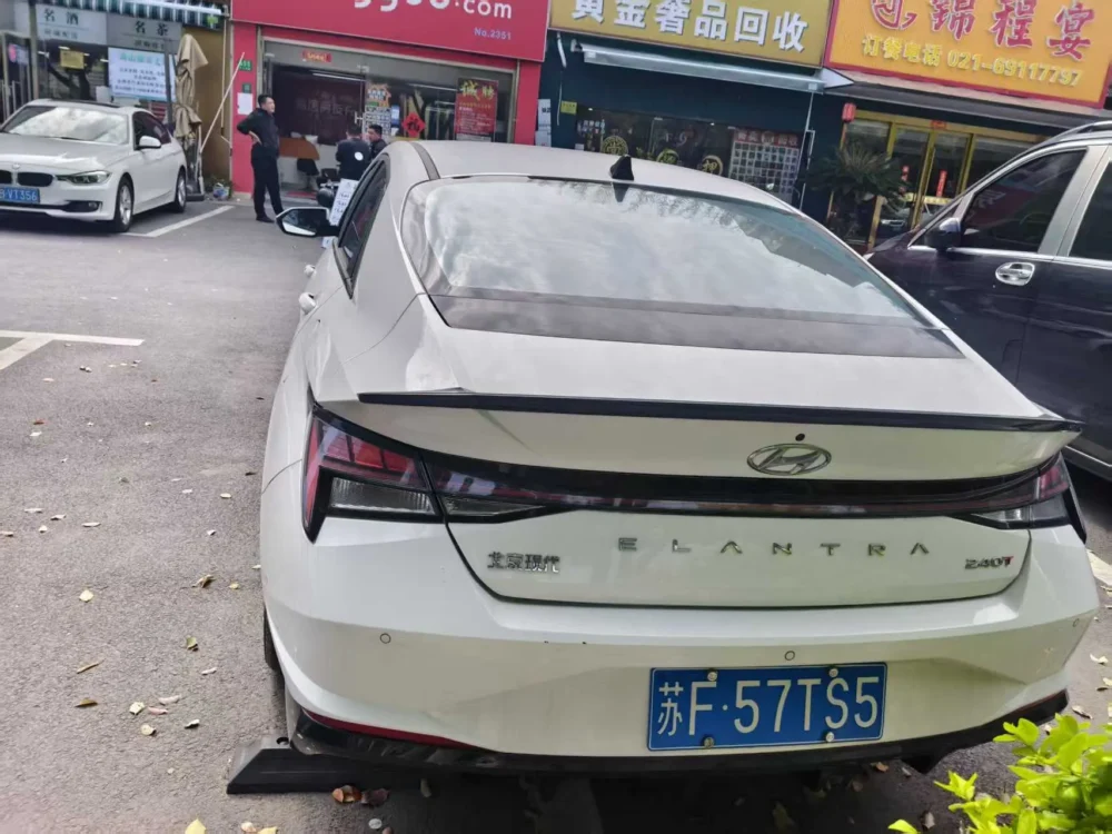 Hyundai Elantra 240TGDi DCT LUX Premium Edition
