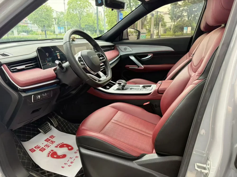 Jetour X70 PRO 1.5T DCT comfort 7 seats