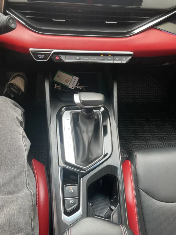 Geely Emgrand S 1.4T CVT Premium