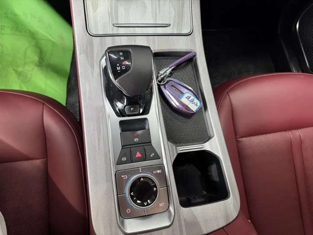 Jetour X70 PRO 1.5T DCT 7 seats