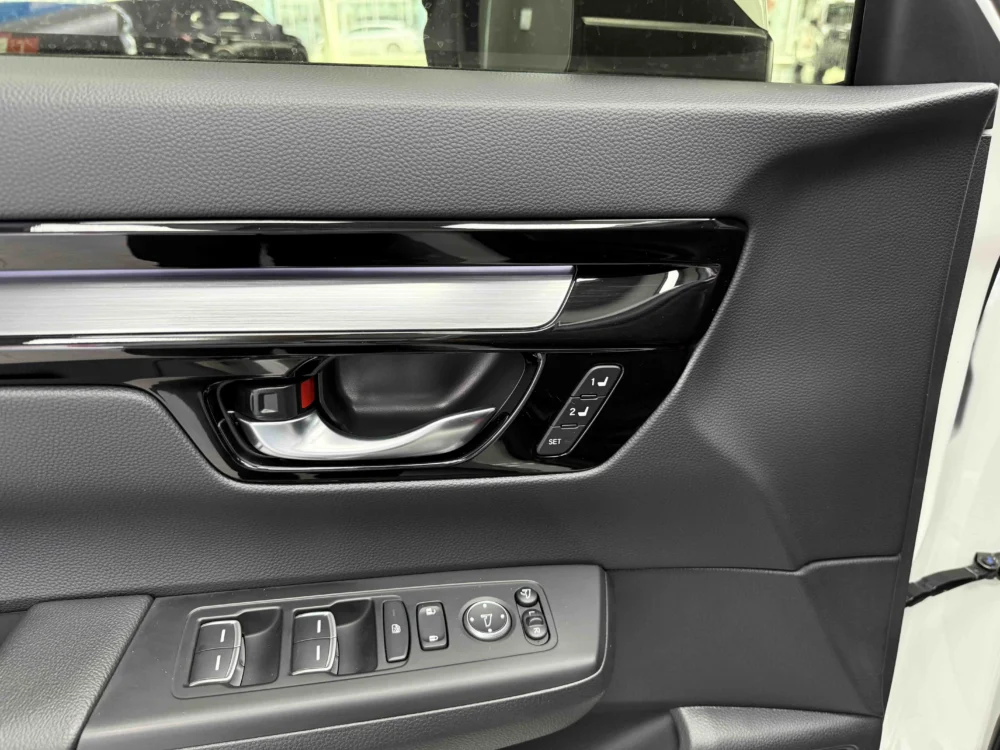Honda CR-V Honda 240TURBO CVT AWD drive 5-seats
