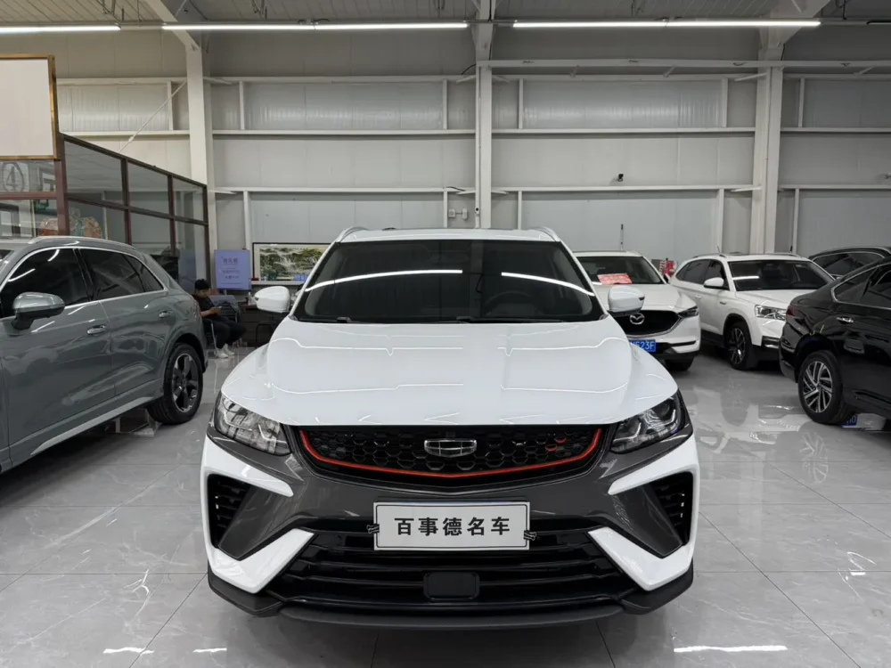 Geely Coolray SX11 240T DCT Platinum Edition