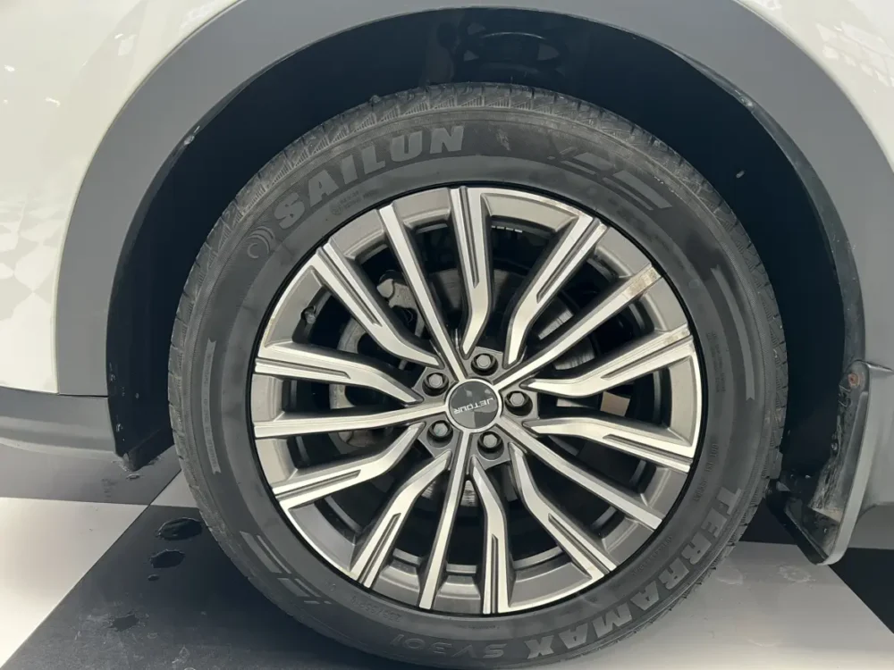 Jetour X70 PRO 1.5T DCT comfort 7 seats