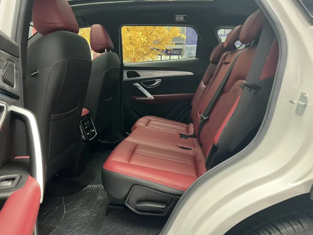 Jetour X70 PRO 1.5T DCT comfort 7 seats