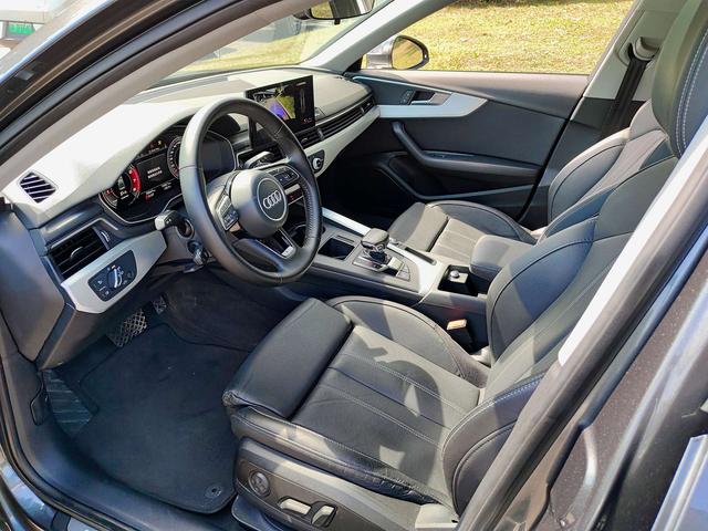 Audi A4 model 35 TFSI fashion dynamic type