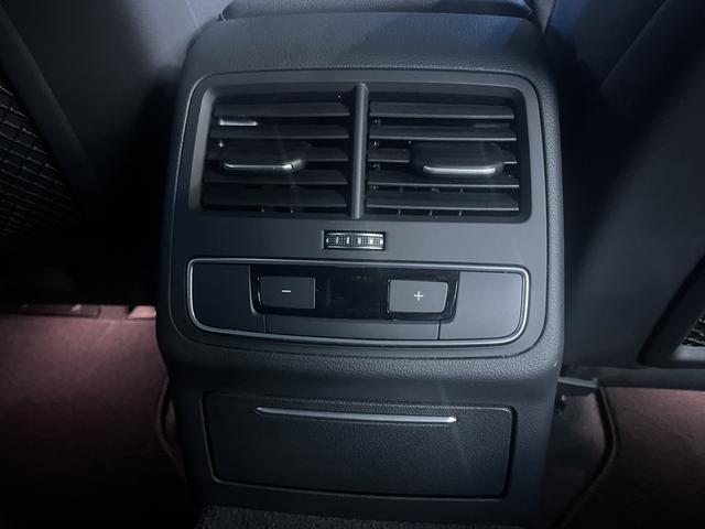 Audi A4L model TFSI fashion dynamic type