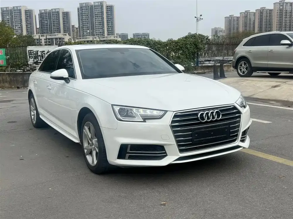 Audi A4 model 35 TFSI Enterprising