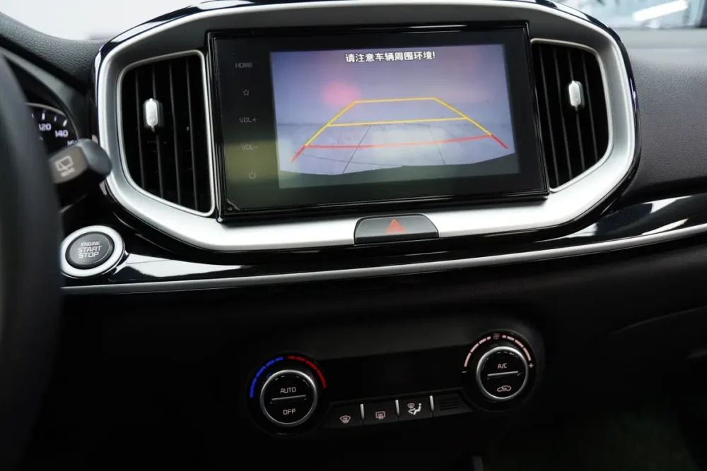 Kia KX1 1.4L CVT fun sunroof model