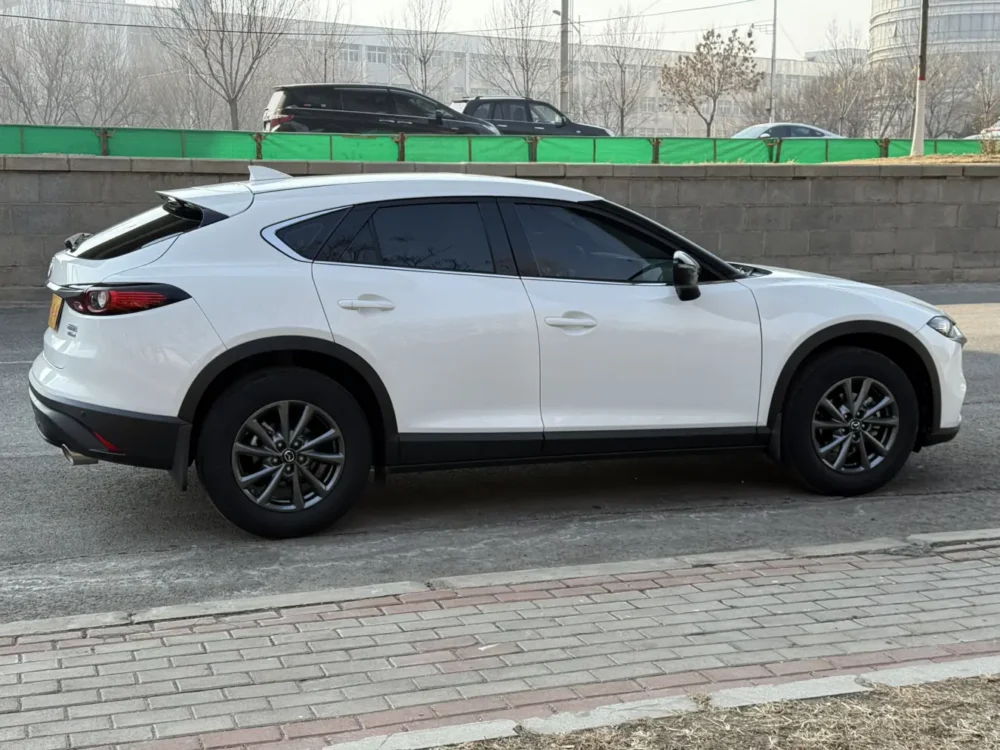 Mazda CX-4