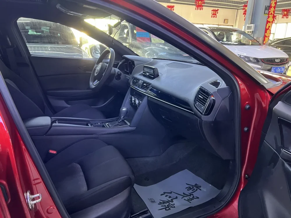 Mazda CX-4