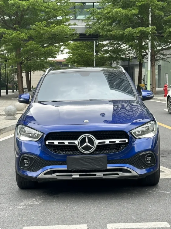 Mercedes-Benz GLA