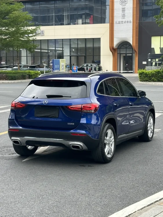 Mercedes-Benz GLA
