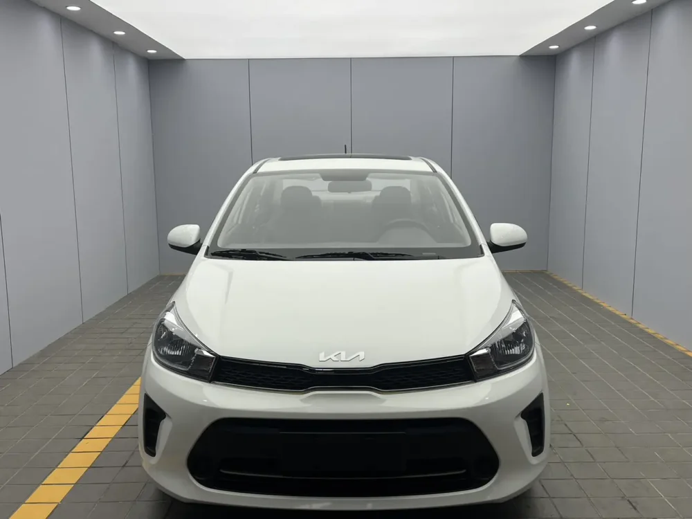 Kia Pegas 1.4L automatic comfort sunroof version