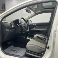 Kia Pegas 1.4L automatic comfort sunroof version