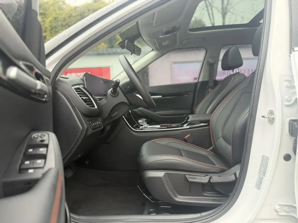 Kia Seltos 1.5L IVT Luxury Edition