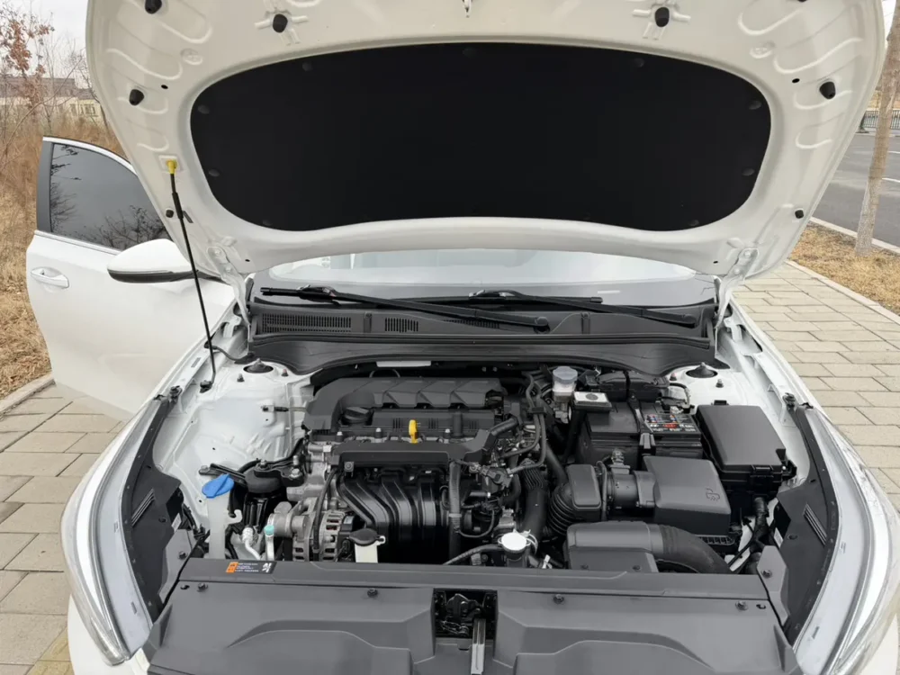 Kia K3 1.5L IVT Deluxe Edition