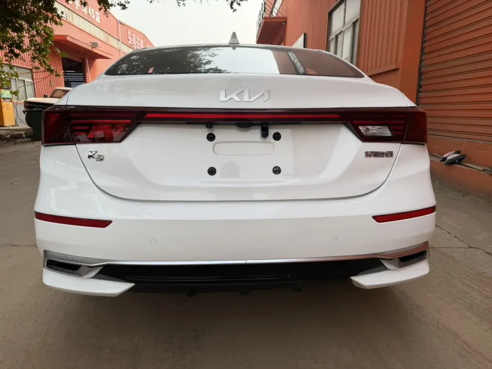 Kia K3 1.5L IVT Deluxe Edition