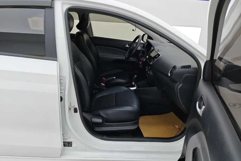 Kia Pegas 1.4L automatic comfort sunroof version