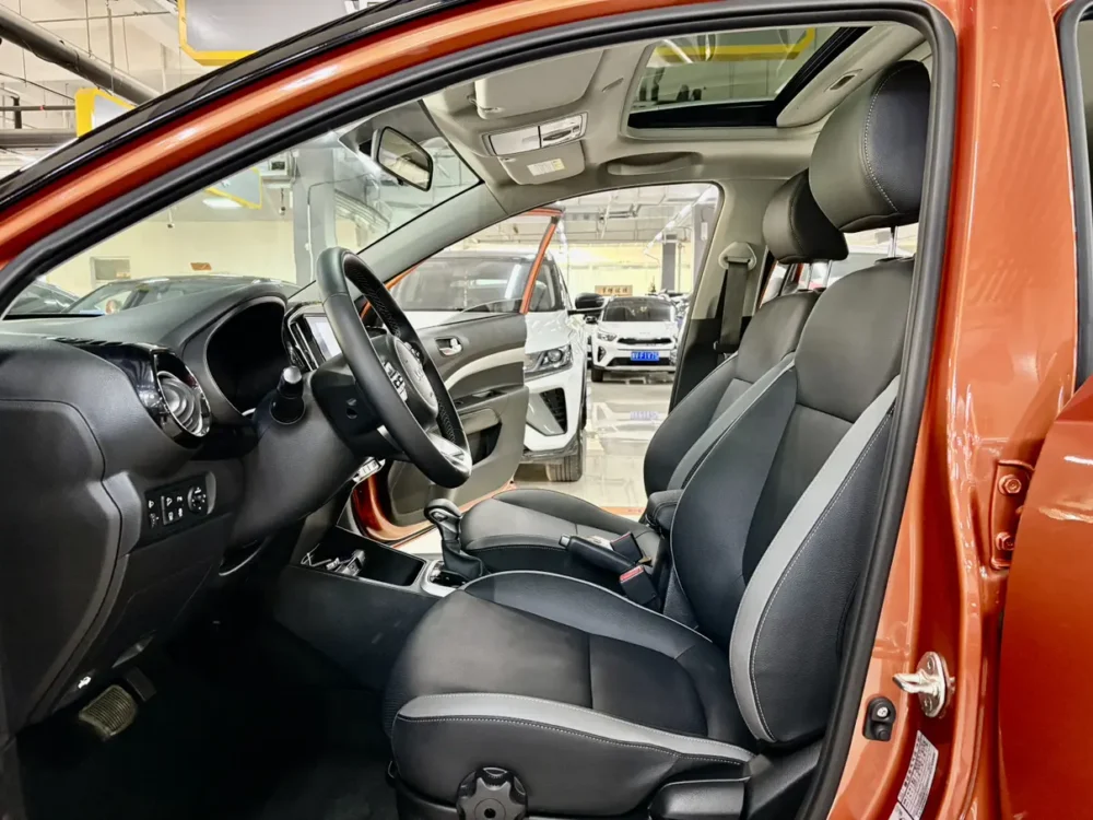 Kia KX1 1.4L CVT sunroof model