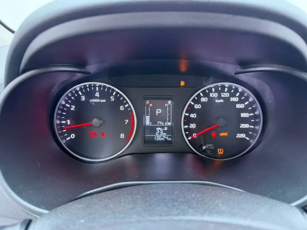 Kia Pegas1.4L automatic comfort sunroof version