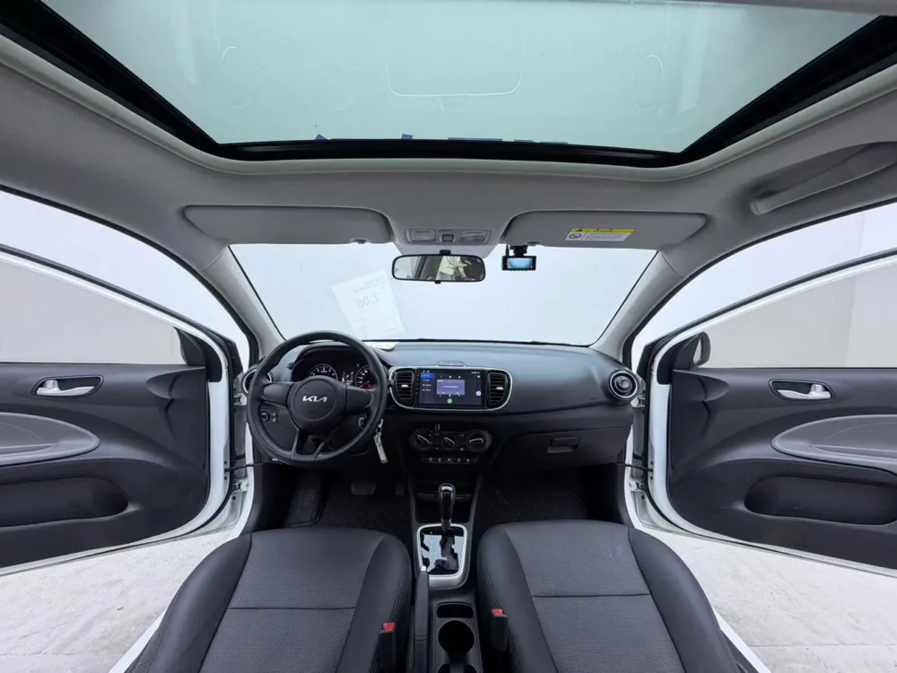 Kia Pegas1.4L automatic comfort sunroof version