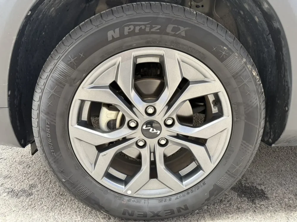 Kia Seltos 1.5L IVT Luxury Edition