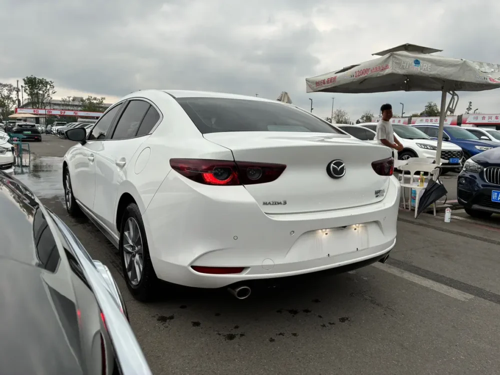 Mazda Axela (Mazda3)