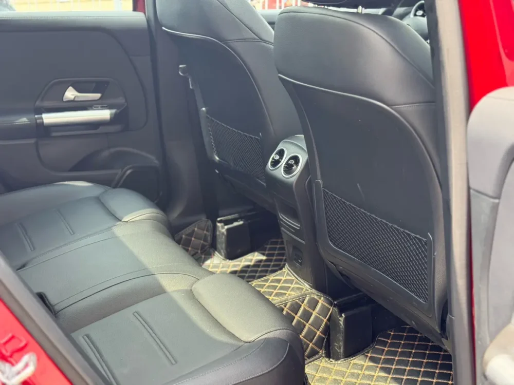 Mercedes-Benz GLA 180