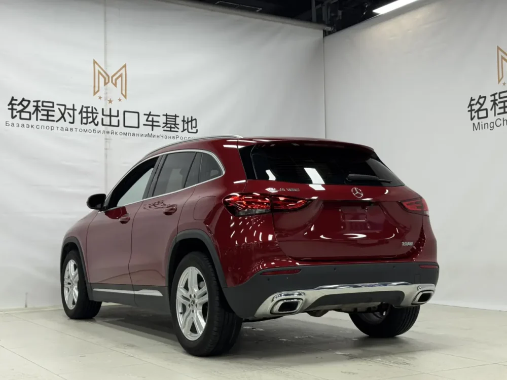 Mercedes-Benz GLA