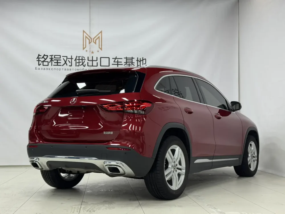 Mercedes-Benz GLA