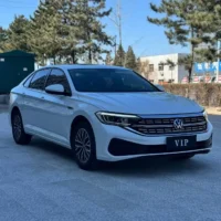 Volkswagen Sagitar Sagitar 200TSI DSG Flying Edition