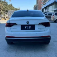 Volkswagen Sagitar Sagitar 200TSI DSG Flying Edition