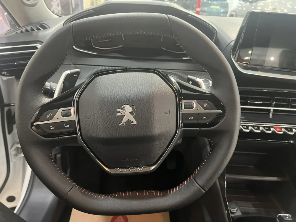 Peugeot 2008 230THP THE ONE